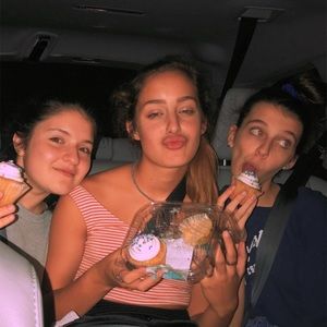 Meet your Posher, Sara kate